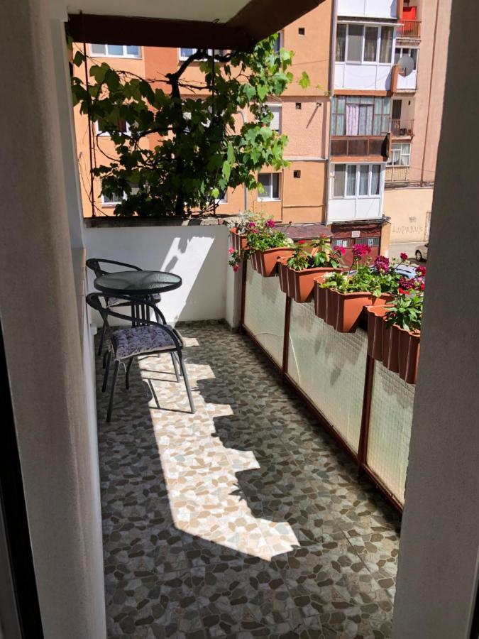 Skepsis Apartament Lägenhet Alba Iulia Exteriör bild